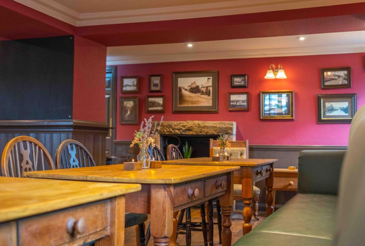 Cross Keys Inn Ettrickbridge Ettrickbridge End Esterno foto